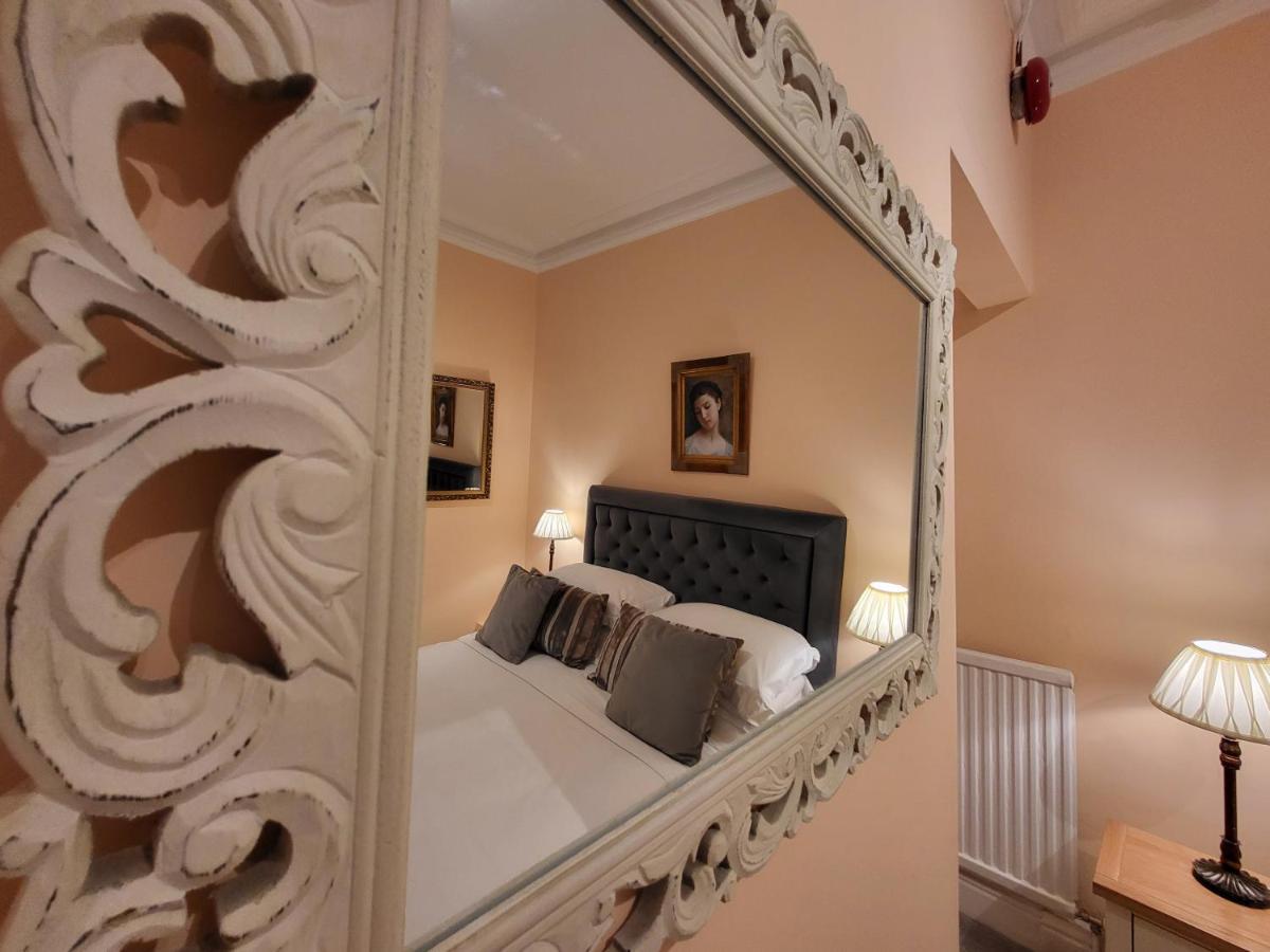 Georges Place York Luaran gambar