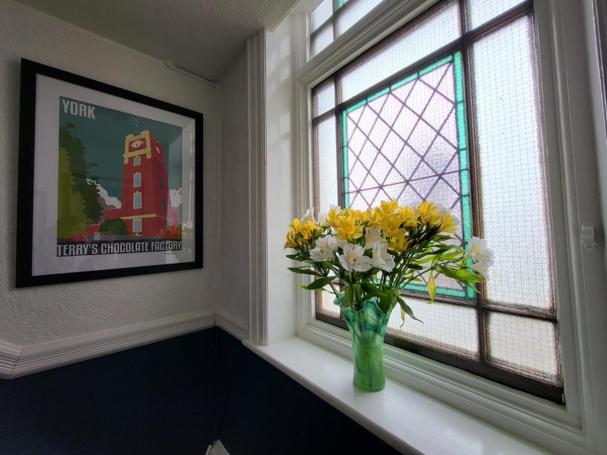 Georges Place York Luaran gambar