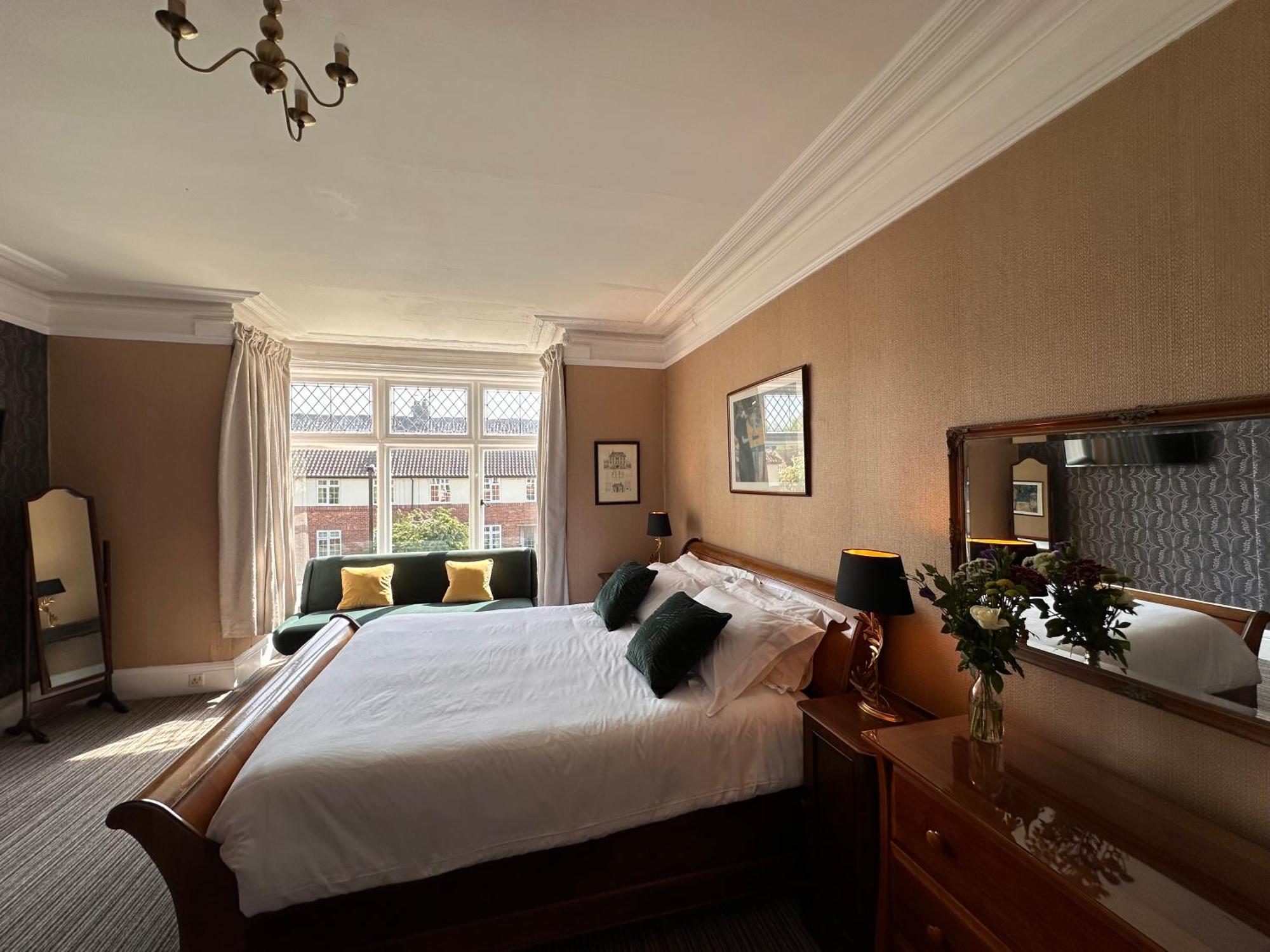 Georges Place York Luaran gambar